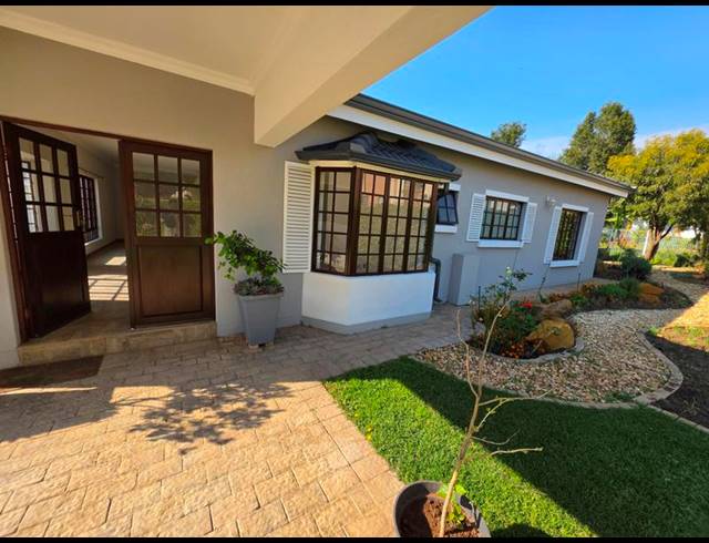 4 BEDROOM PROPERTY TO RENT IN SIX FOUNTAINS RESIDENTIAL ESTATE